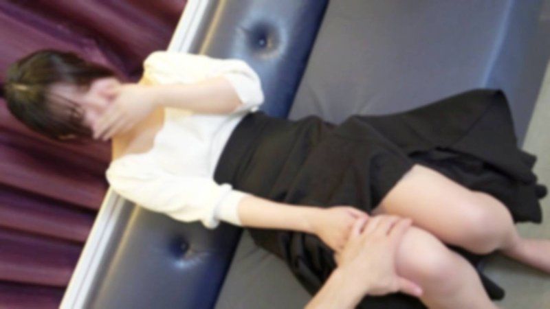 【豪華初次拍攝3發射】高學歷白皙好身材的19歲。向經驗人數只有1人的未開發淫穴灌輸堅硬雞巴和SEX的舒服感。